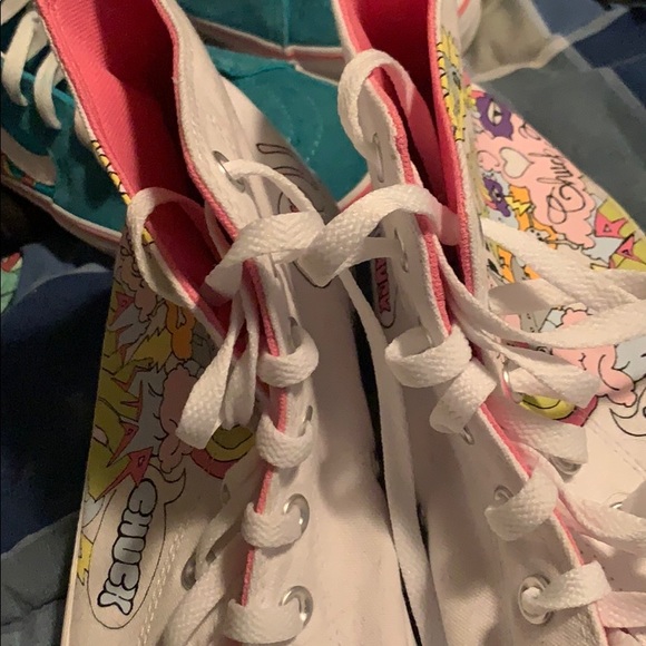 Converse w notebook print - Picture 2 of 2